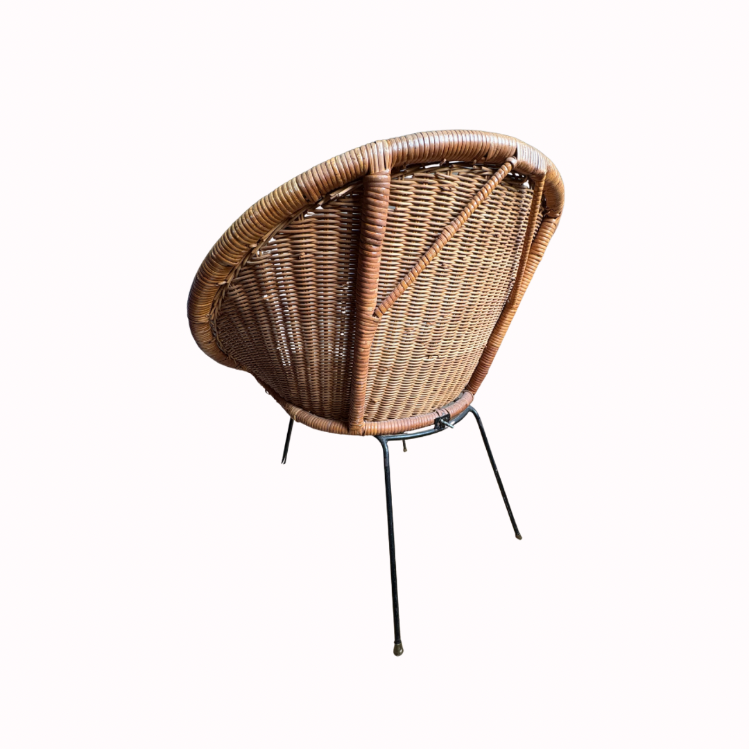 Wicker chair