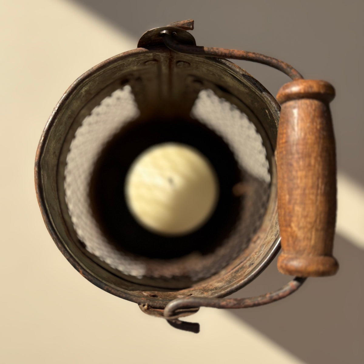 Iron candle holder